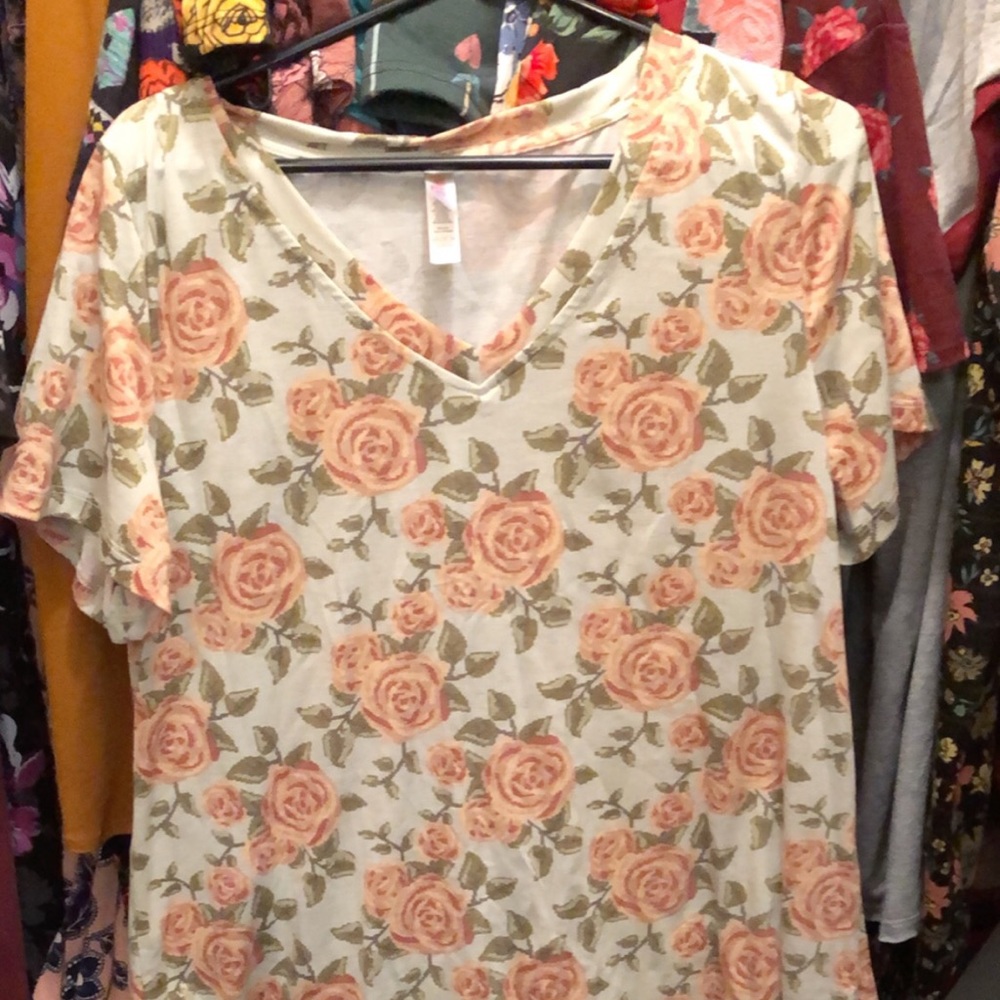 LulaRoe Christy Tee